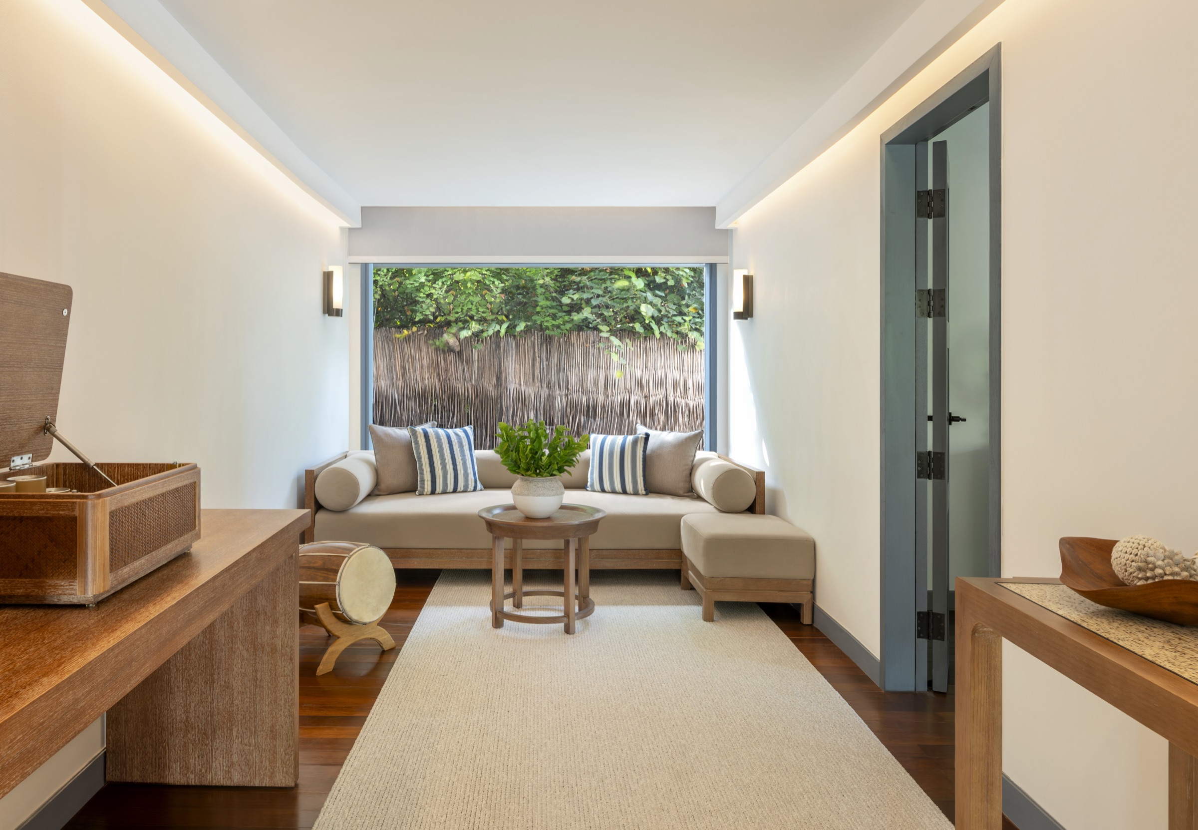 Beach Pool Villa at The Halcyon Private Isles Maldives, Autograph Collection, view 9